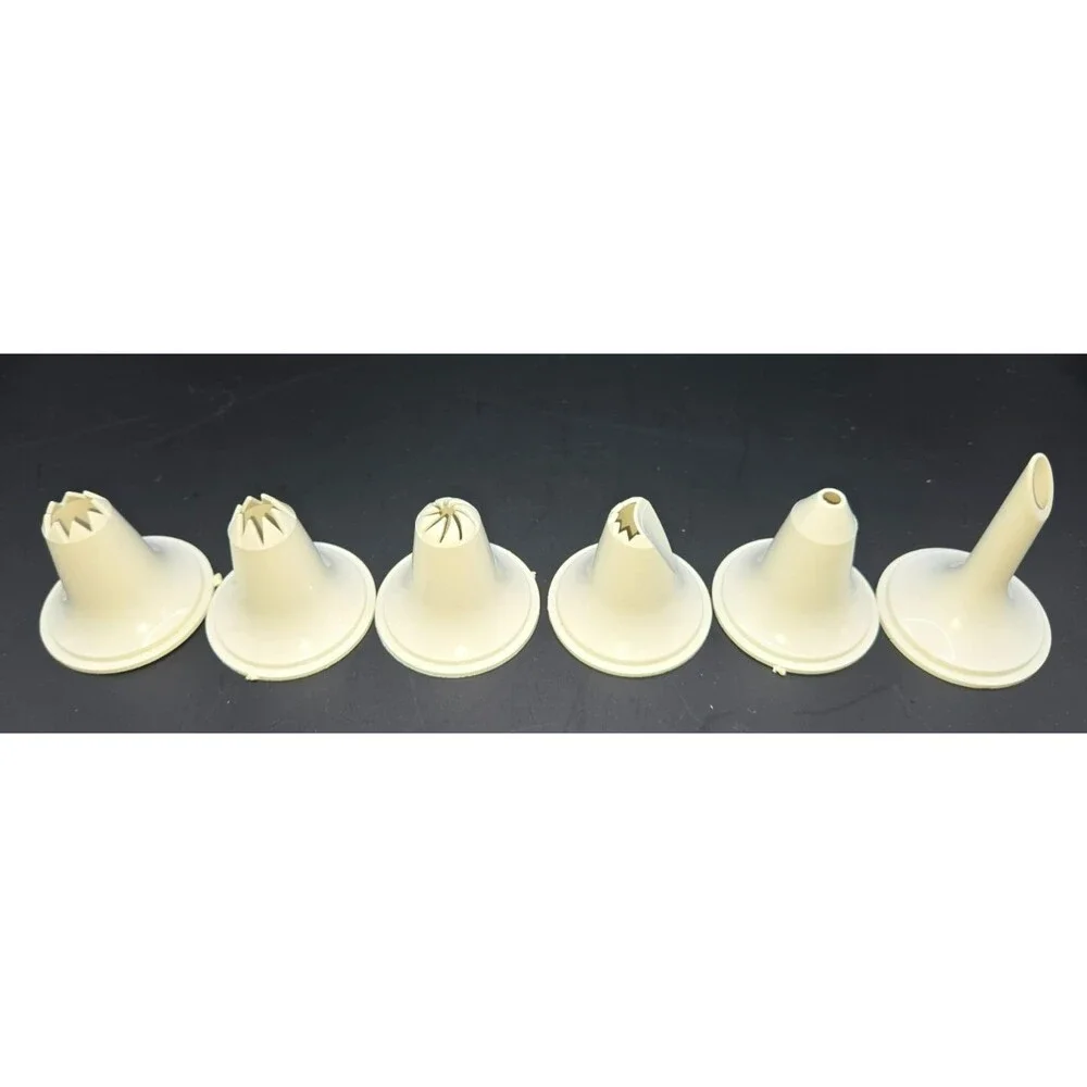 Vintage Tupperware Quick Chef / Decorator Cream Plastic Piping Tip Set (Set of 6